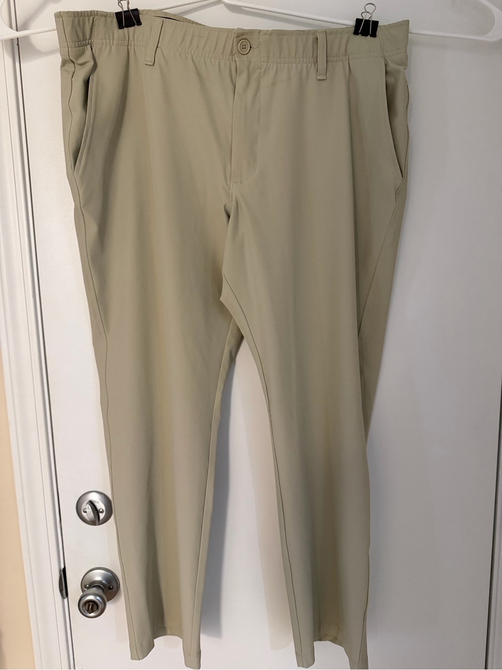 Under Armour Men's Khaki Stretch Chinos - Light Tan